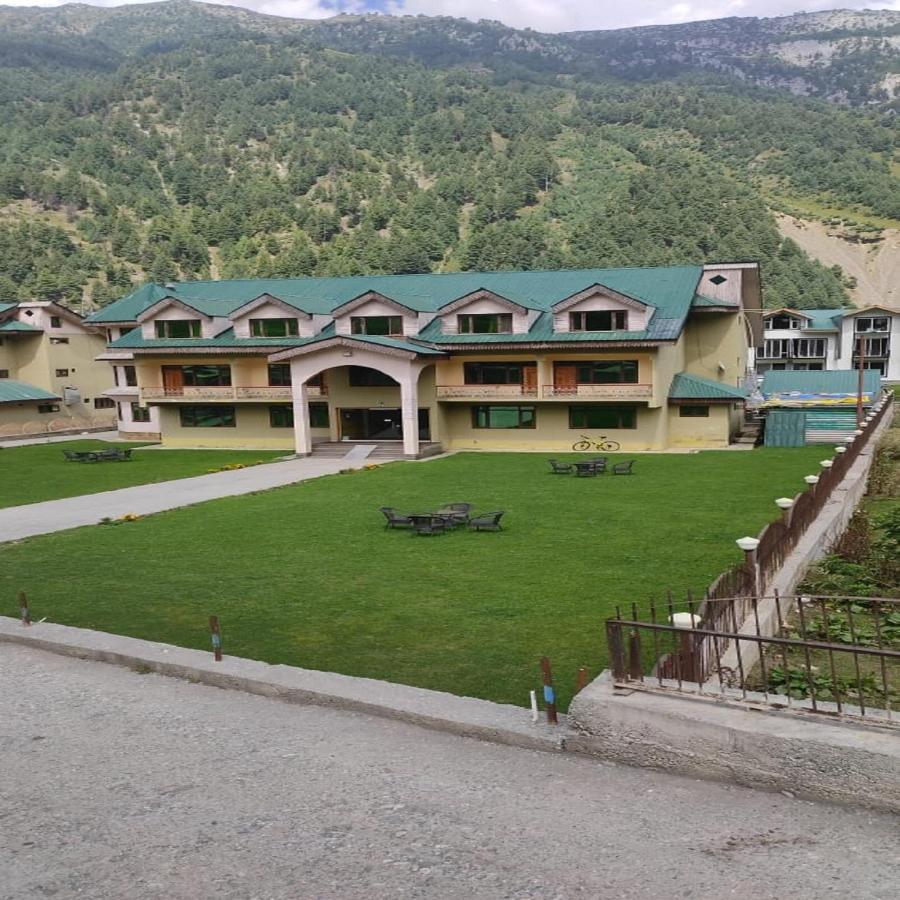 Hotel Sheen Srīnagar Eksteriør bilde